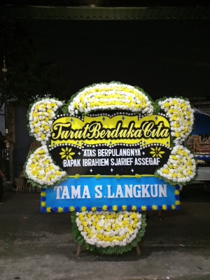 Papan Bunga Duka di Nyuatan